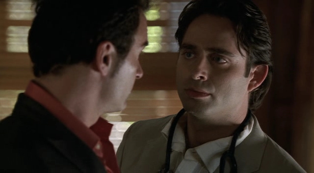 Charmed-Online-dot-NL-NipTuck3x03-0409.jpg