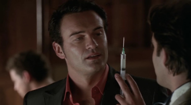 Charmed-Online-dot-NL-NipTuck3x03-0436.jpg