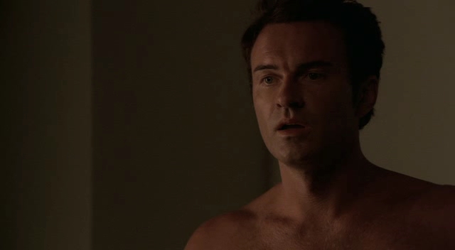 Charmed-Online-dot-NL-NipTuck3x03-1987.jpg