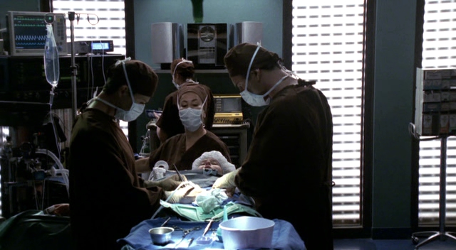 Charmed-Online-dot-NL-NipTuck3x04-0458.jpg