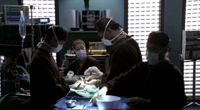 Charmed-Online-dot-NL-NipTuck3x04-0486.jpg
