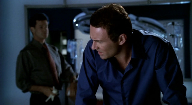 Charmed-Online-dot-NL-NipTuck3x04-0649.jpg