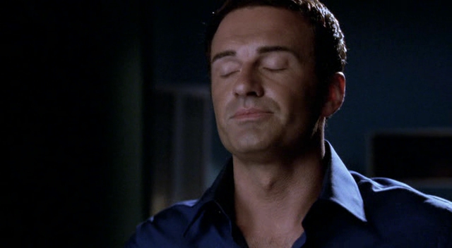 Charmed-Online-dot-NL-NipTuck3x04-0721.jpg