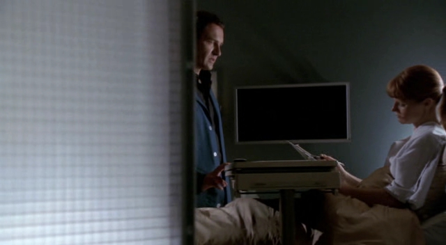 Charmed-Online-dot-NL-NipTuck3x04-1196.jpg