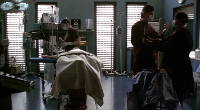 Charmed-Online-dot-NL-NipTuck3x04-1670.jpg
