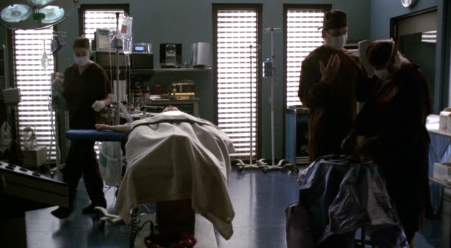 Charmed-Online-dot-NL-NipTuck3x04-1671.jpg