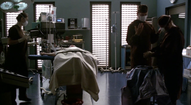 Charmed-Online-dot-NL-NipTuck3x04-1672.jpg
