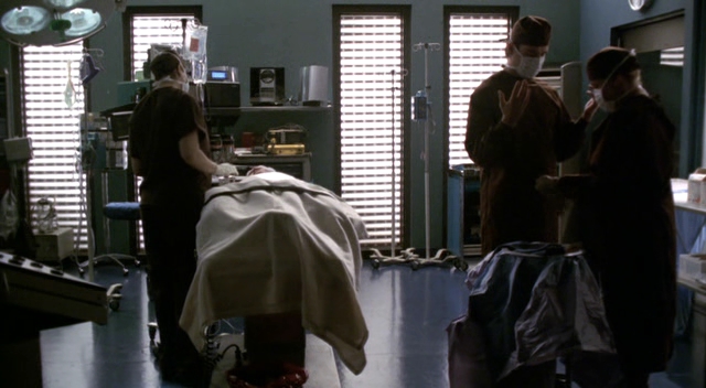 Charmed-Online-dot-NL-NipTuck3x04-1674.jpg