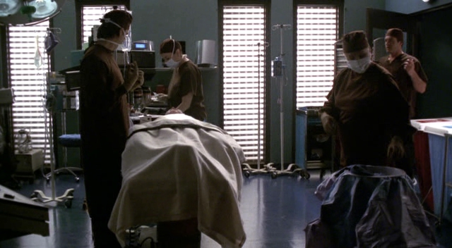 Charmed-Online-dot-NL-NipTuck3x04-1702.jpg