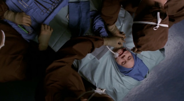 Charmed-Online-dot-NL-NipTuck3x04-1921.jpg