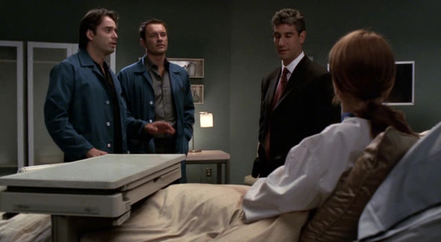 Charmed-Online-dot-NL-NipTuck3x04-2001.jpg