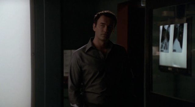 Charmed-Online-dot-NL-NipTuck3x04-2426.jpg