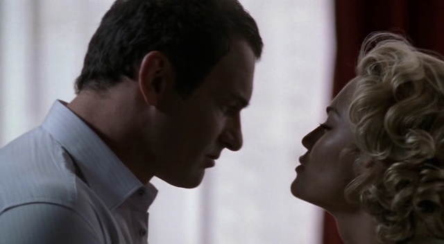 Charmed-Online-dot-NL-NipTuck3x07-1514.jpg