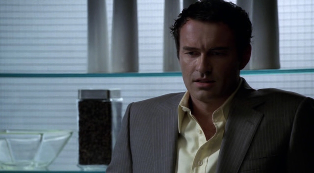 Charmed-Online-dot-NL-NipTuck3x08-0415.jpg