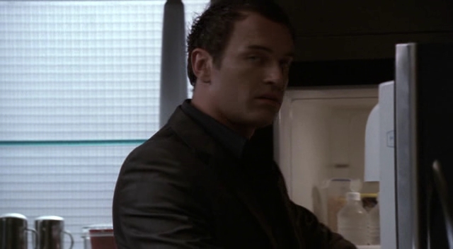 Charmed-Online-dot-NL-NipTuck3x09-0544.jpg