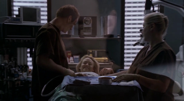 Charmed-Online-dot-NL-NipTuck3x10-0071.jpg