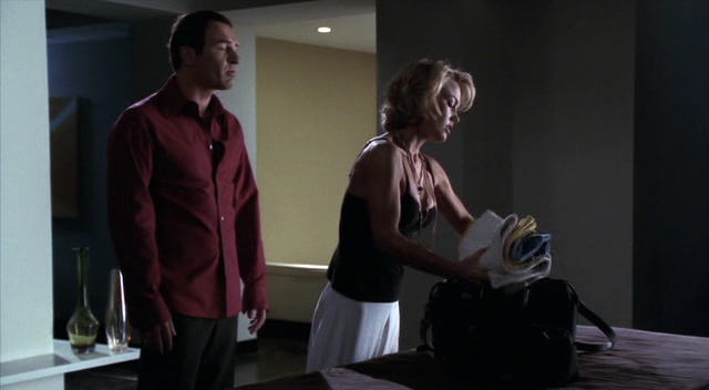 Charmed-Online-dot-NL-NipTuck3x10-1493.jpg