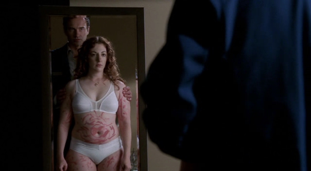 Charmed-Online-dot-NL-NipTuck3x11-0414.jpg