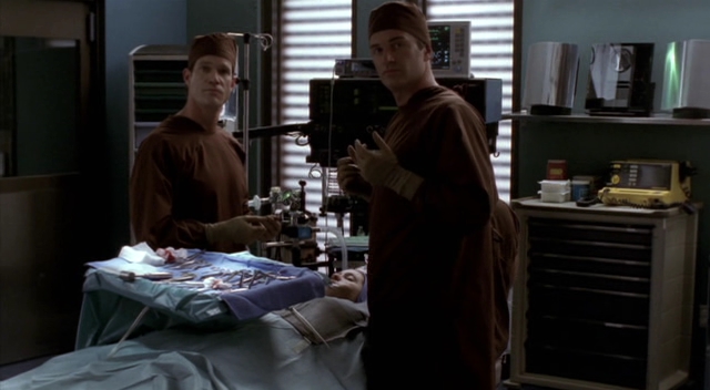 Charmed-Online-dot-NL-NipTuck3x11-2210.jpg