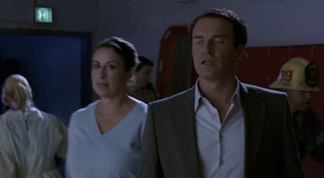 Charmed-Online-dot-NL-NipTuck3x12-1205.jpg Charmed-Online-dot-NL-NipTuck3x12-1205.jpg