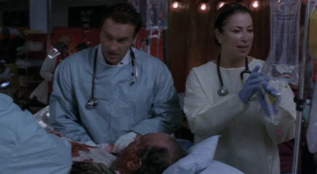 Charmed-Online-dot-NL-NipTuck3x12-1235.jpg
