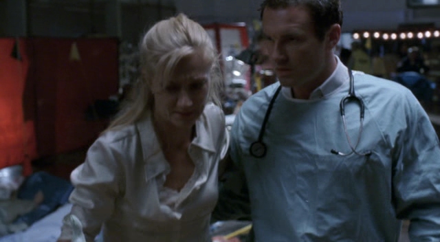 Charmed-Online-dot-NL-NipTuck3x12-1290.jpg Charmed-Online-dot-NL-NipTuck3x12-1290.jpg