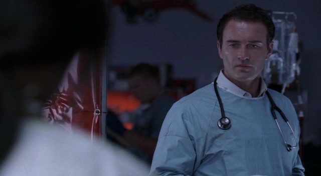 Charmed-Online-dot-NL-NipTuck3x12-1338.jpg