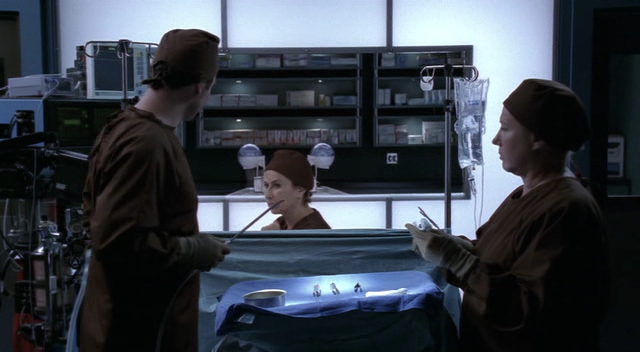Charmed-Online-dot-NL-NipTuck3x13-0433.jpg