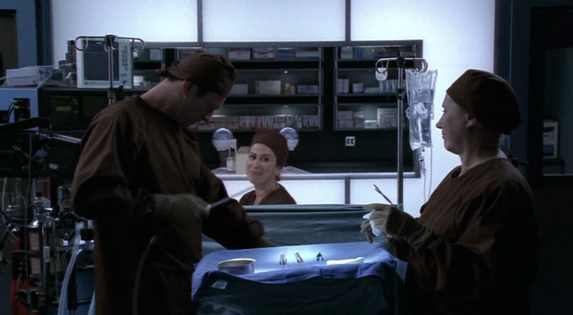 Charmed-Online-dot-NL-NipTuck3x13-0448.jpg
