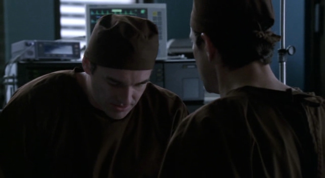 Charmed-Online-dot-NL-NipTuck3x13-0464.jpg
