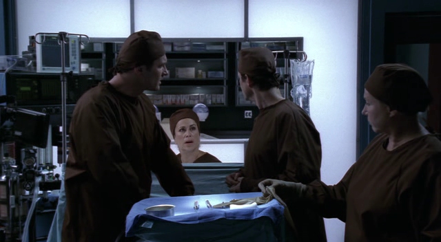 Charmed-Online-dot-NL-NipTuck3x13-0485.jpg