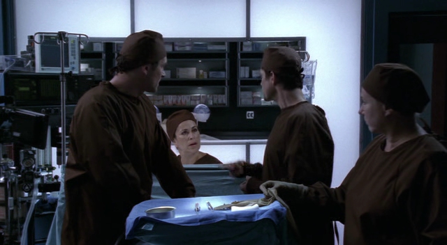 Charmed-Online-dot-NL-NipTuck3x13-0487.jpg