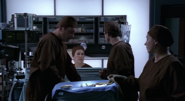 Charmed-Online-dot-NL-NipTuck3x13-0492.jpg