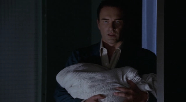 Charmed-Online-dot-NL-NipTuck3x13-0902.jpg