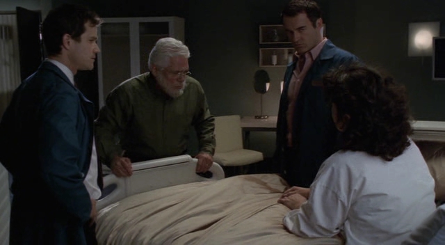 Charmed-Online-dot-NL-NipTuck3x13-1417.jpg