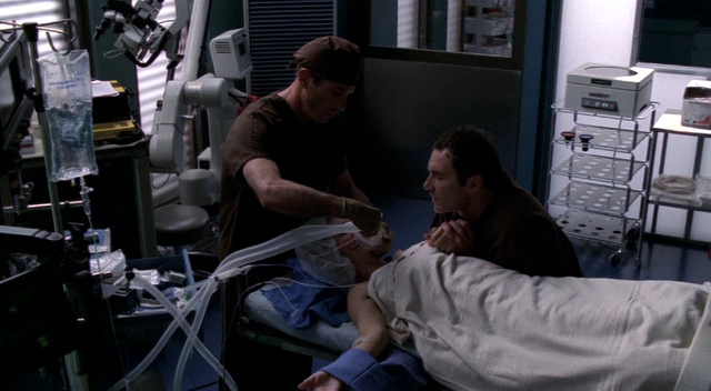 Charmed-Online-dot-NL-NipTuck3x14-1721.jpg