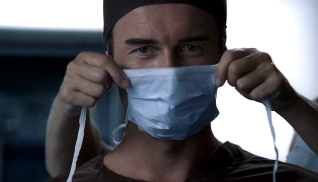 Charmed-Online-dot-NL-NipTuck4x01-0012.jpg