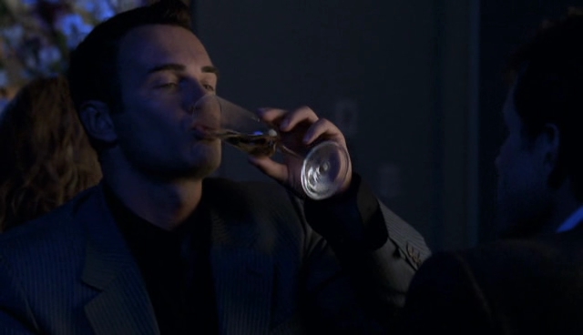 Charmed-Online-dot-NL-NipTuck4x01-0132.jpg