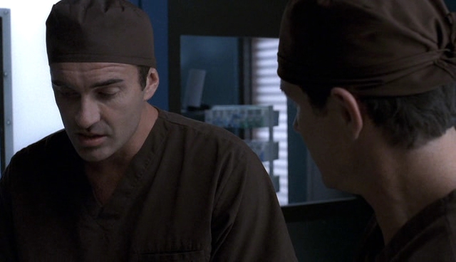 Charmed-Online-dot-NL-NipTuck4x01-1909.jpg