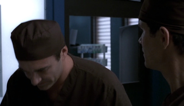 Charmed-Online-dot-NL-NipTuck4x01-1931.jpg