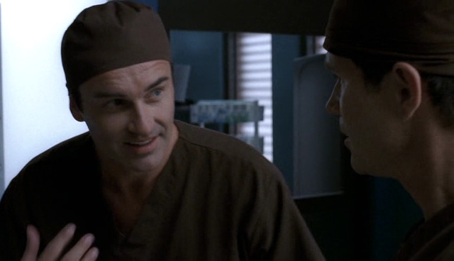 Charmed-Online-dot-NL-NipTuck4x01-1932.jpg