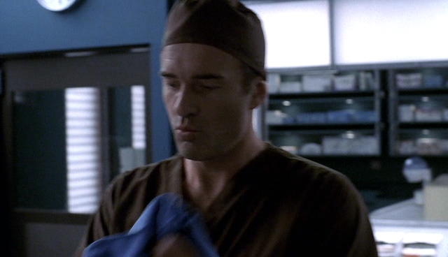 Charmed-Online-dot-NL-NipTuck4x01-1953.jpg