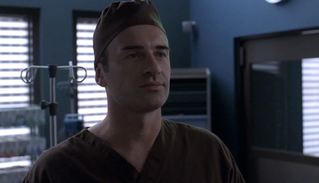 Charmed-Online-dot-NL-NipTuck4x01-1963.jpg