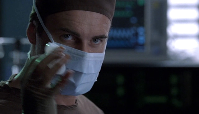 Charmed-Online-dot-NL-NipTuck4x01-2095.jpg