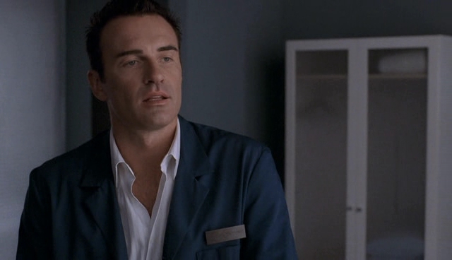 Charmed-Online-dot-NL-NipTuck4x01-2197.jpg