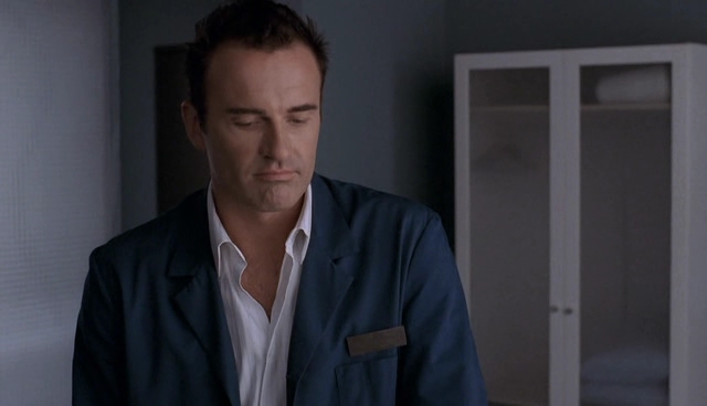 Charmed-Online-dot-NL-NipTuck4x01-2203.jpg