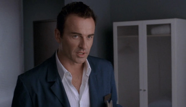 Charmed-Online-dot-NL-NipTuck4x01-2211.jpg