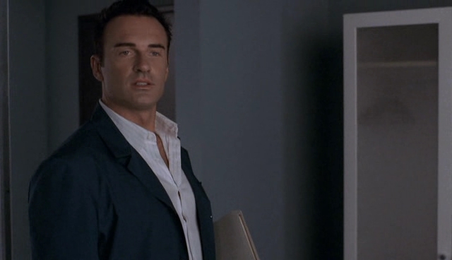 Charmed-Online-dot-NL-NipTuck4x01-2218.jpg