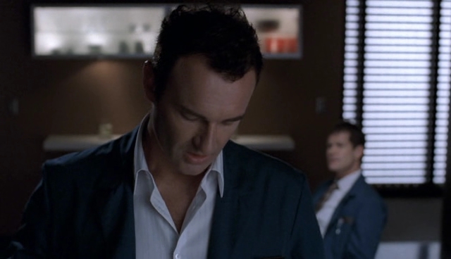 Charmed-Online-dot-NL-NipTuck4x01-2249.jpg