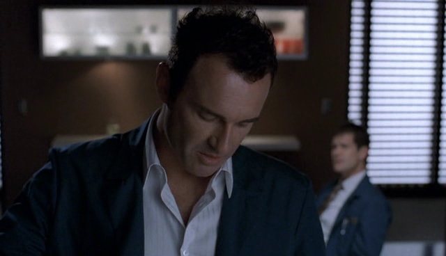 Charmed-Online-dot-NL-NipTuck4x01-2250.jpg